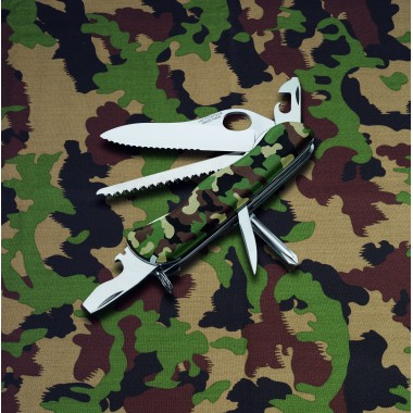 Нож перочинный Victorinox Trailmaster (0.8463.MW94) 111 мм 12 функций 