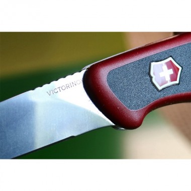 Нож Victorinox RangerGrip 52 (0.9523.C), 130мм, 5 ф., красный/черный, карт.коробка