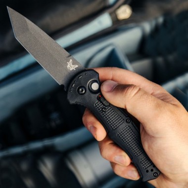 Нож складной BENCHMADE Claymore, Grivory Black, D2 клинок черн.кобальт P 9,1 см