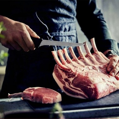 Нож обвалочный Victorinox Swiss Classic (6.8413.15B) лезв.15см, черный