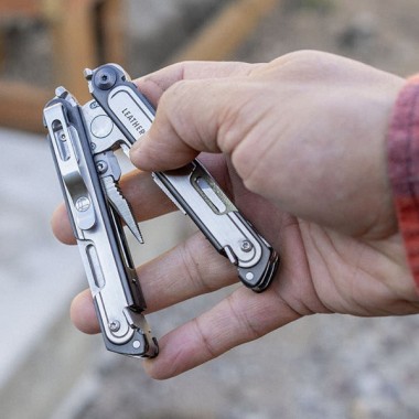 Мультитул LEATHERMAN ARC Black&Steel 20 инстр., 7/11 см, чехол нейлон