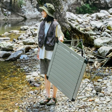 Стол складной NATUREHIKE Yamami L03 L, 69x69см, 3 кг, зеленый