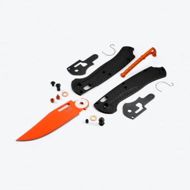 Нож складной BENCHMADE Taggedout, Carbon, Magnacut клинок оранж. P 8,8 см