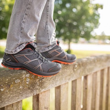 КРОССОВКИ HAIX BLACK EAGLE ADVENTURE 2.2 GTX LOW graphite-orange