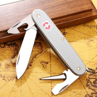 Нож перочинный Victorinox Pioneer Alox (0.8201.26) 93мм, 8 функций серебристый карт.коробка