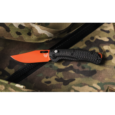 Нож складной BENCHMADE Taggedout, Carbon, Magnacut клинок оранж. P 8,8 см