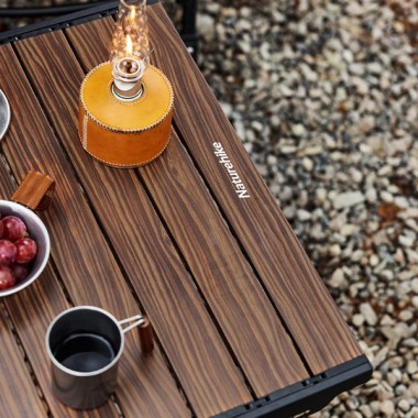 Стол складной NATUREHIKE 125х60см, 8,8 кг, цвет ореховое дерево