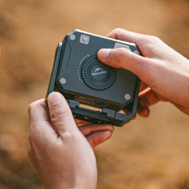 Фонарь-прожектор NATUREHIKE, 1200lm, 5200mAh, зеленый